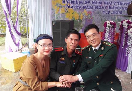Nghĩa tình Việt - Lào son sắt trên dải Trường Sơn