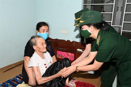 Dấu ấn của những “bông hồng xanh”