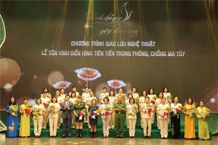 Những “bóng hồng” trên mặt trận đấu tranh phòng, chống tội phạm