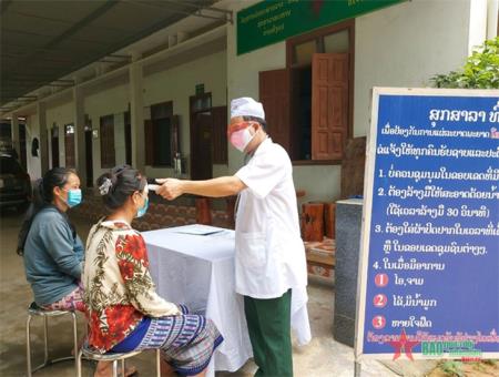 Nghĩa tình Việt - Lào son sắt trên dải Trường Sơn (bài 2)