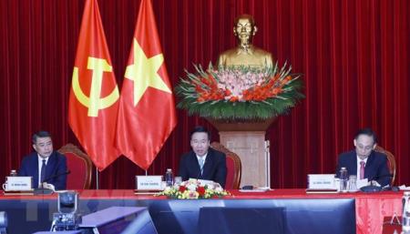 Việt Nam dự Hội nghị liên đảng quốc tế về những thách thức toàn cầu