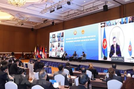Để ASEAN phát triển bền vững và tăng trưởng bao trùm