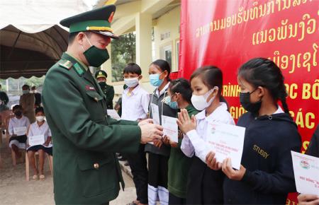“Xin cảm ơn những người anh em Việt Nam!”