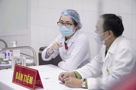 35 tình nguyện viên tiêm thử vắcxin Covid-19 Nano Cova giai đoạn 2
