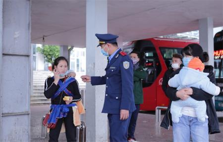 Đề xuất Bộ Y tế điều chỉnh thời gian cách ly, rút xuống còn 14 ngày