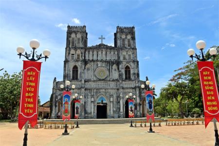 Về miền di sản văn hóa cửa biển Tuy An