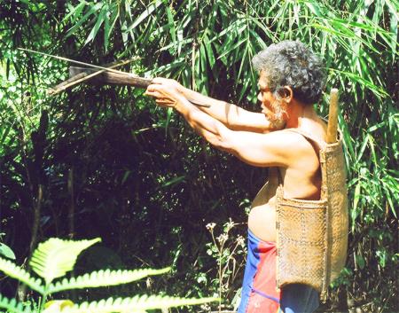 Chiếc xui trong đời sống của người Cor