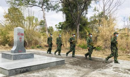 Giữ vững trận địa phòng, chống dịch Covid-19 trên tuyến biên giới Tây Nguyên (bài 2)