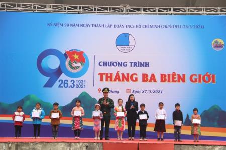 Nhiều hoạt động thiết thực, ý nghĩa trong Chương trình “Tháng Ba biên giới” tại huyện Mèo Vạc