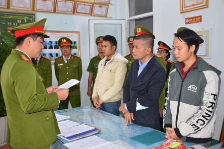 Quảng Nam: Bắt giữ 1 bác sĩ và 2 điều dưỡng lập khống hồ sơ thanh toán bảo hiểm y tế