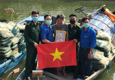 Sôi nổi các hoạt động kỷ niệm 32 năm Ngày Biên phòng toàn dân