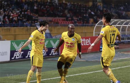 Cục diện V-League 2021 sau vòng 9: Hoàng Anh Gia Lai, Hà Nội FC còn nhiều vất vả