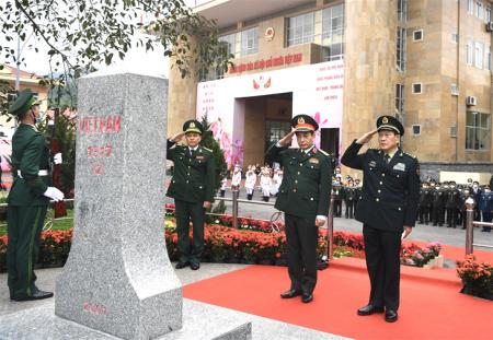 Thắm tình đoàn kết, hữu nghị giữa Quân đội và nhân dân hai bên biên giới Việt Nam - Trung Quốc