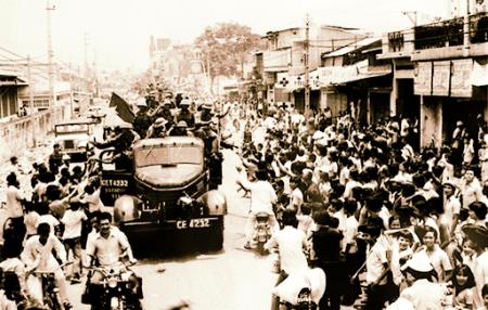 Thơ viết trong ngày toàn thắng