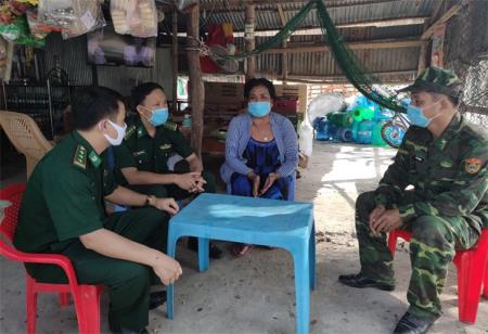 Giữ vững trận địa phòng, chống xuất, nhập cảnh trái phép