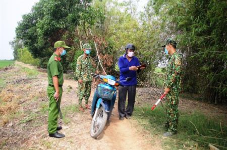 Siết chặt quản lý địa bàn, ngăn chặn triệt để hoạt động xuất, nhập cảnh trái phép qua biên giới Tây Nam