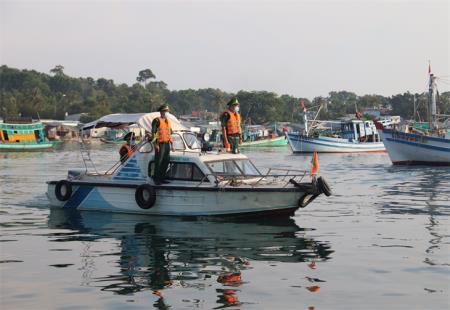 BĐBP Kiên Giang siết chặt quản lý biên giới, vùng biển, quyết tâm ngăn dịch Covid-19 xâm nhập