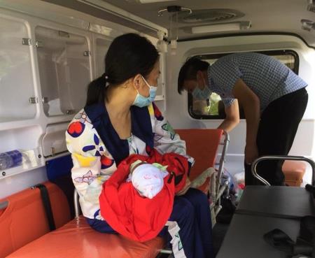 Nhập cảnh trái phép, sản phụ sinh con ngay tại chốt kiểm soát phòng, chống dịch Covid-19