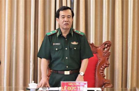 Tăng cường công tác đấu tranh, ngăn chặn xuất, nhập cảnh trái phép và phòng, chống dịch Covid-19