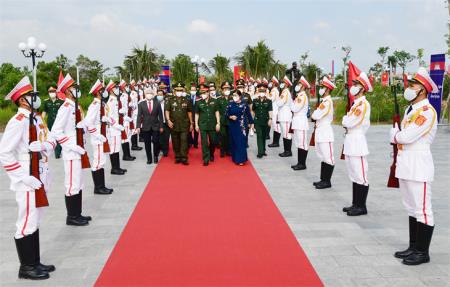 Công trình của tình đoàn kết, hữu nghị
