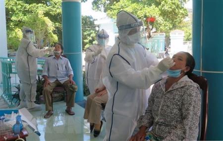 Trưa 25-6, thêm 112 ca mắc Covid-19, Thành phố Hồ Chí Minh chiếm gần một nửa
