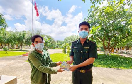 Hành động đẹp của người sĩ quan Biên phòng