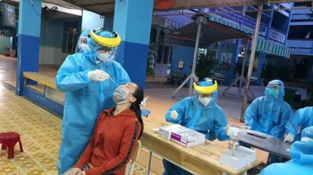 Bản tin Covid-19 tối 10-7: 220 bệnh nhân mắc Covid-19 được công bố khỏi bệnh