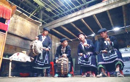 Phát triển du lịch cộng đồng để tạo sinh kế bền vững