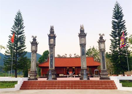 Lục Nà - mái đình dáng núi biên cương