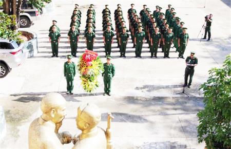 “Khát vọng Hồ Chí Minh” trên hành trình đi tới