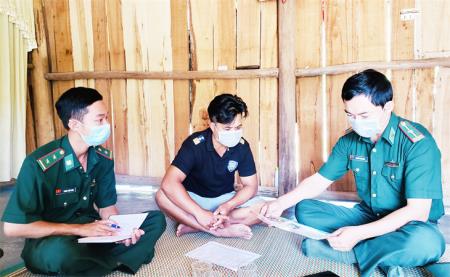 Người xây niềm tin ở biên giới Trung Sơn