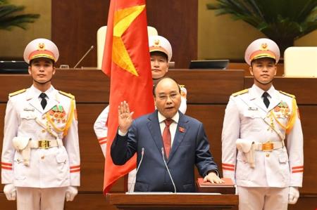 Chủ tịch nước Nguyễn Xuân Phúc tuyên thệ nhậm chức