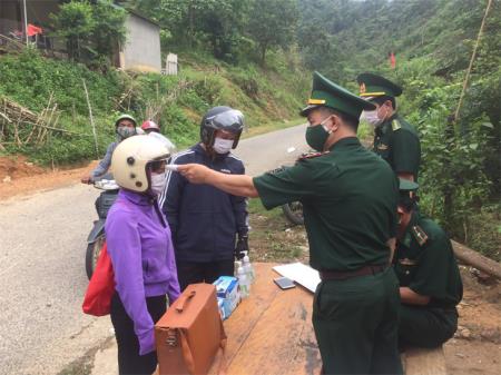 Bộ Quốc phòng khen thưởng các tập thể, cá nhân thuộc BĐBP có thành tích xuất sắc trong phòng, chống dịch Covid-19