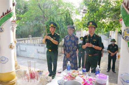 BĐBP Quảng Trị: Trùng tu Bia chứng tích liệt sĩ thôn Thiện Chánh