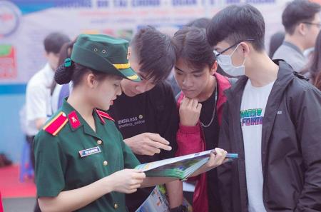Xét tuyển thí sinh diện đặc cách tốt nghiệp THPT vào các học viện, nhà trường Quân đội