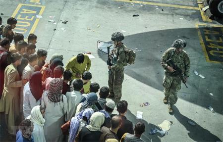 Afghanistan: Mỹ đạt thỏa thuận với Taliban về các chuyến bay sơ tán