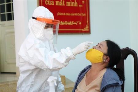 Sáng 7-8, thêm 3.794 ca mắc Covid-19, trong đó có 933 ca ở cộng đồng