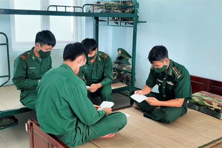 Hình ảnh cao đẹp "Bộ đội Cụ Hồ" trong lòng người nơi cách ly y tế