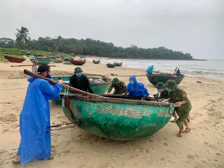 Nỗ lực phòng, chống bão số 6 trong bối cảnh dịch Covid-19