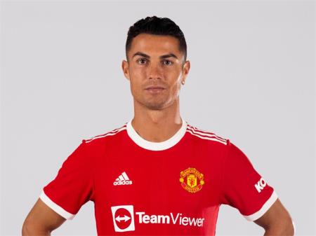 Cristiano Ronaldo: Ngôi sao đã trở về “Nhà hát”