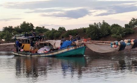 Đồn Biên phòng Tam Giang Tây xử lý nhiều trường hợp vi phạm quy định phòng, chống dịch