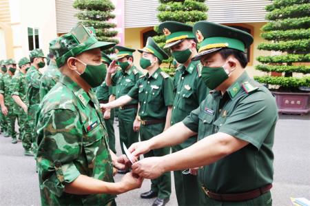 Người cán bộ quân y 2 lần viết đơn xung phong vào tâm dịch