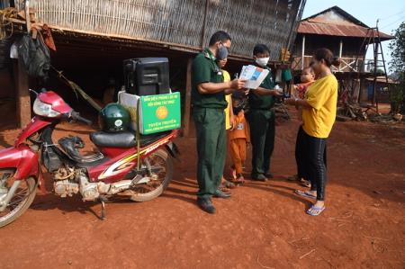 Huy động tối đa nguồn lực đưa pháp luật vào cuộc sống nhân dân vùng biên giới, hải đảo