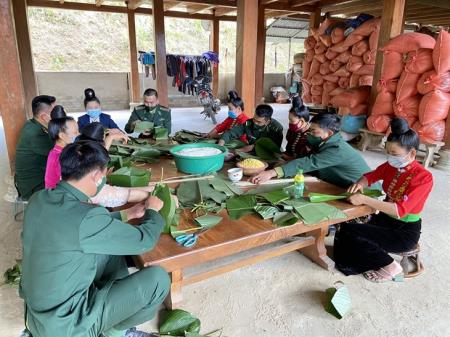 Nhiều hoạt động ý nghĩa chăm lo Tết cho nhân dân khu vực biên giới