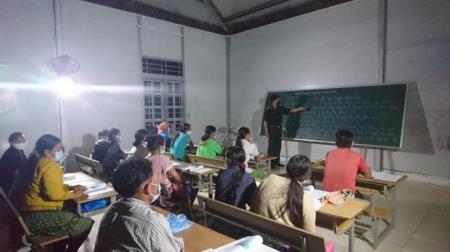 Cùng phối hợp xây dựng vùng biên giàu mạnh