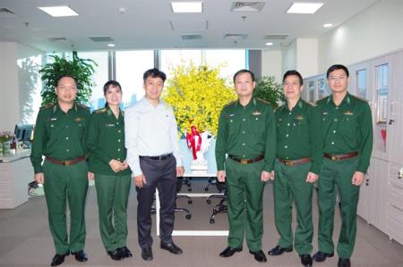 Bộ Tư lệnh BĐBP chúc mừng Trung tâm Tin tức VTV24 nhân kỷ niệm ngày phát sóng chương trình đầu tiên