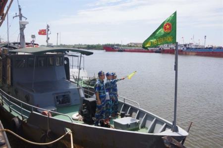 Phát huy sức mạnh tổng hợp, củng cố quốc phòng - an ninh khu vực biên giới biển