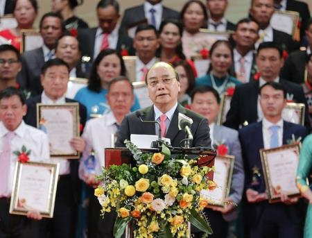 Chủ tịch nước dự Lễ tôn vinh nông dân Việt Nam xuất sắc