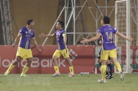 V.League 2022: Chiến thắng áp đảo, Hà Nội vững vàng ngôi đầu bảng