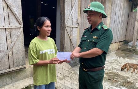 Hành trình vươn tới ước mơ của nữ sinh viên người Rục